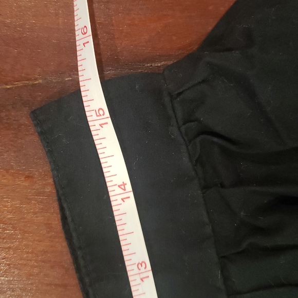 Black circle skirt - Picture 3 of 3